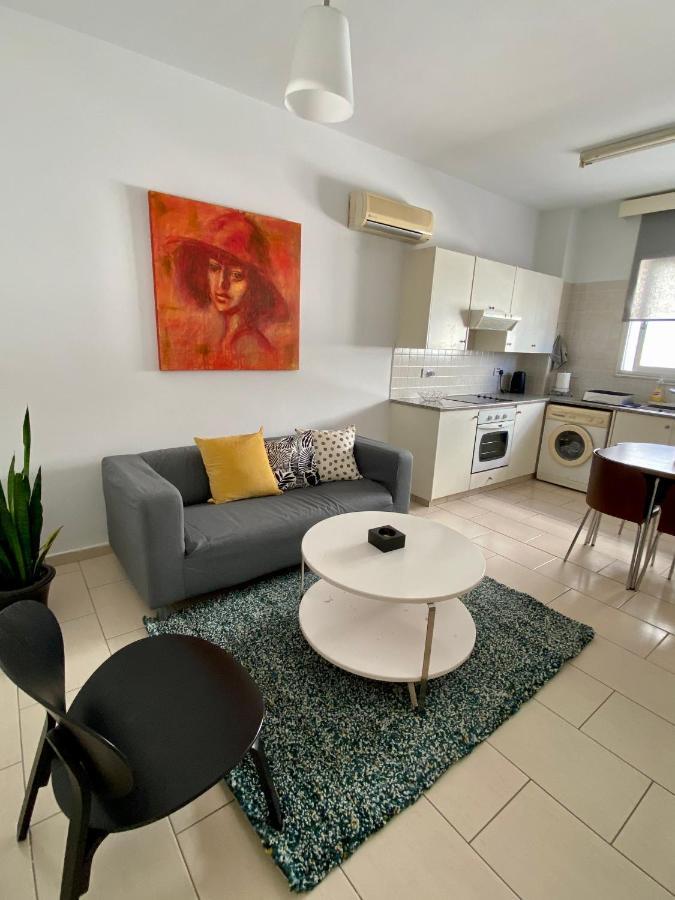 Cosy One Bedroom Apartment In Pafos Exterior foto